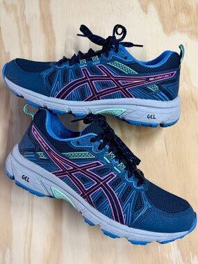 ASICS Gel Venture 7 Trail Running Shoes Peacock Pink Gorpcore Women's size 7